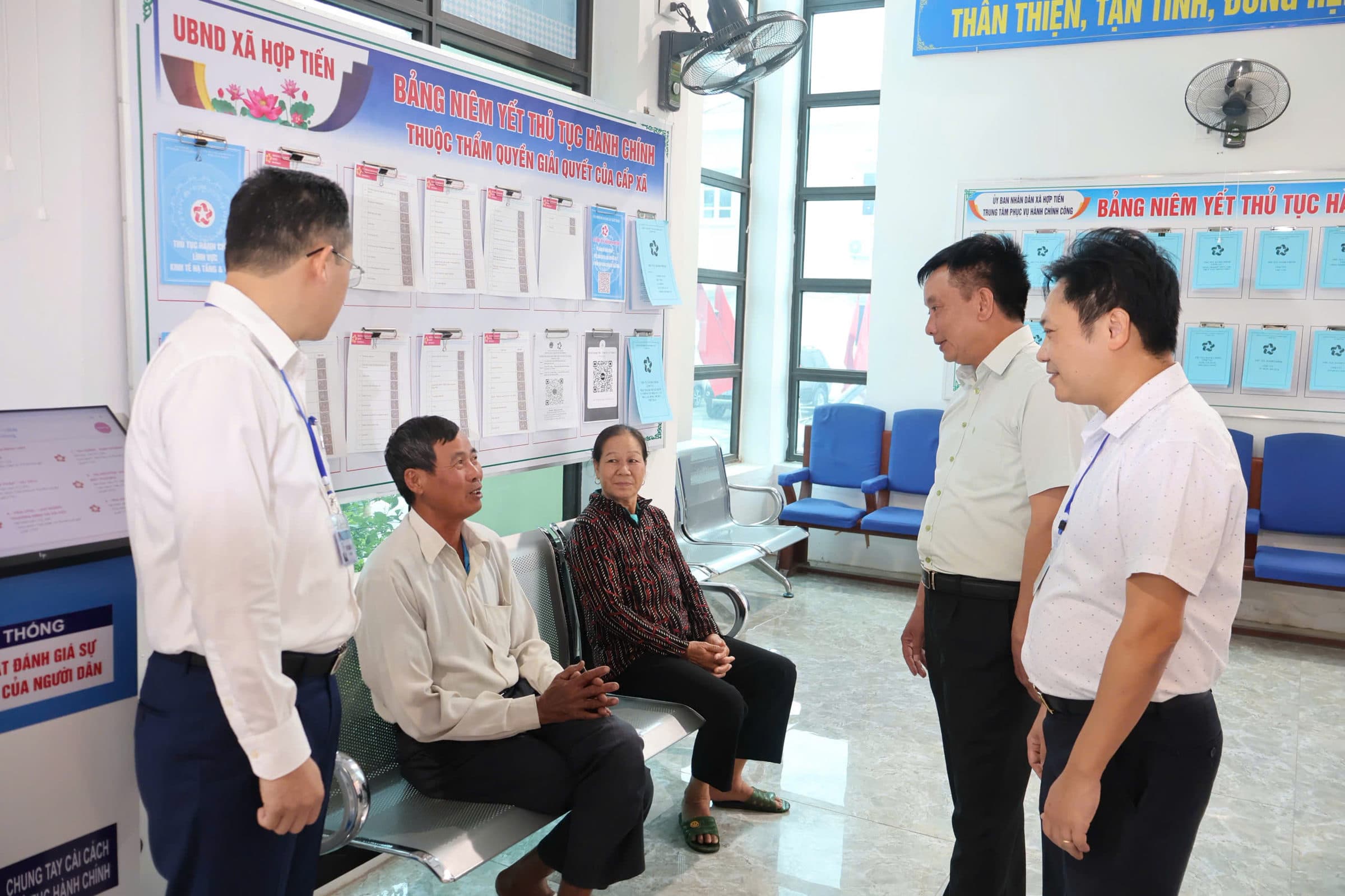 Improve the operational efficiency of the political system to ensure unity, streamlining, effective and efficient operation