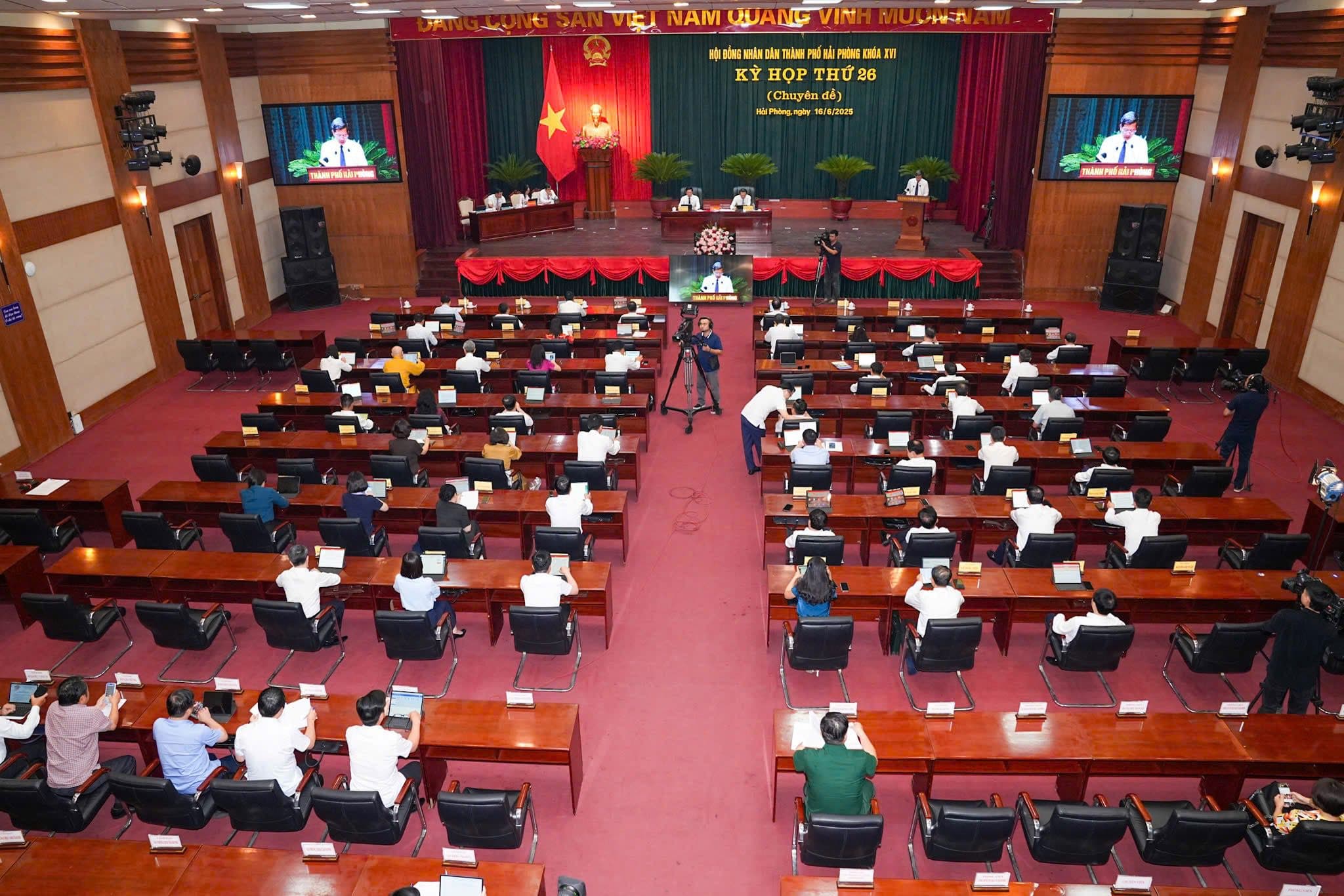 Opening of the 26th Session (Thematic Session) of the XVI City People's Council, term 2021 - 2026