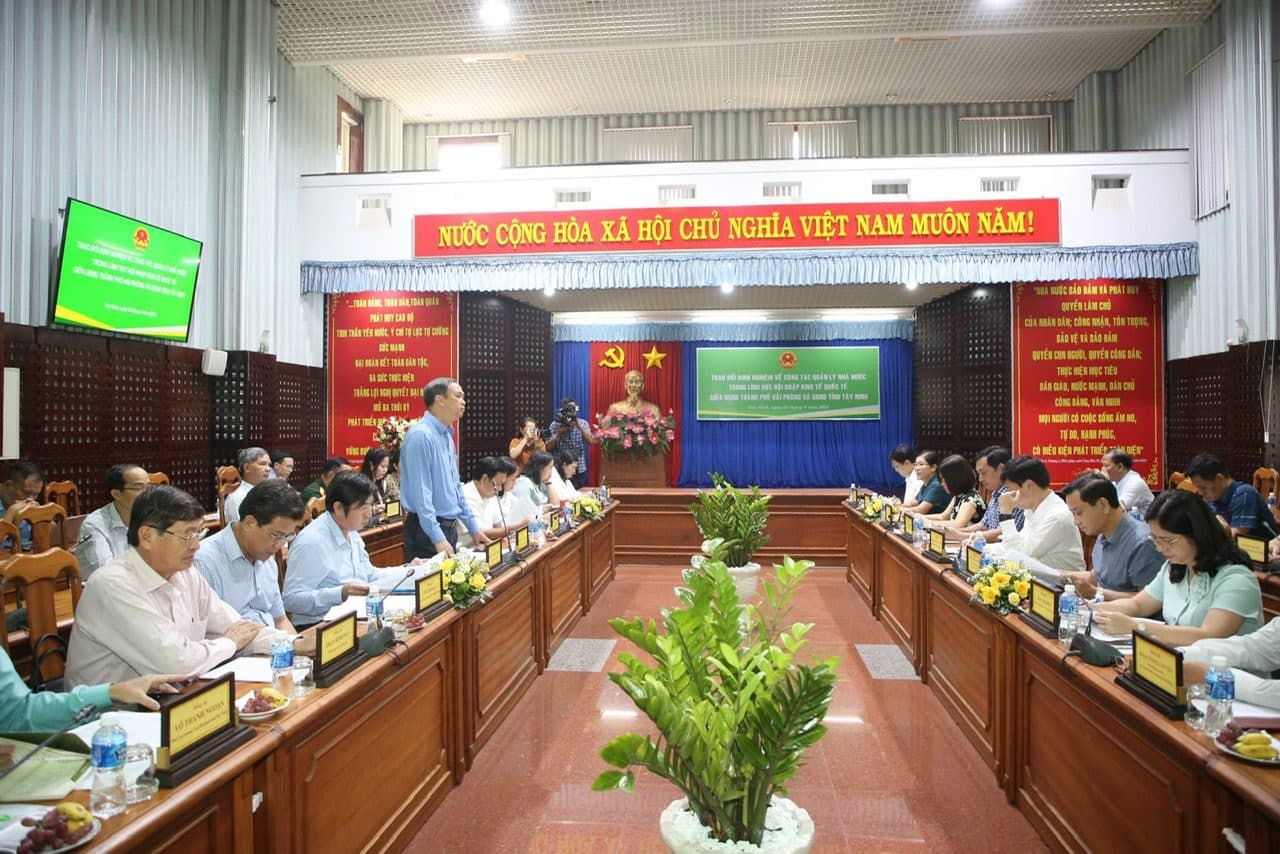 Trao đổi kinh nghiệm, giải pháp trong công tác quản lý nhà nước lĩnh vực hội nhập kinh tế quốc tế giữa thành phố Hải Phòng và tỉnh Tây Ninh
