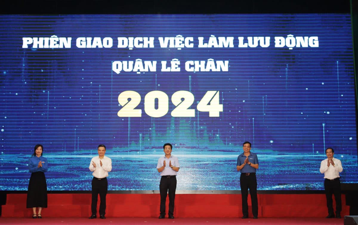 Gần 30 doanh nghiệp tham gia phiên giao dịch việc làm lưu động quận Lê Chân năm 2024