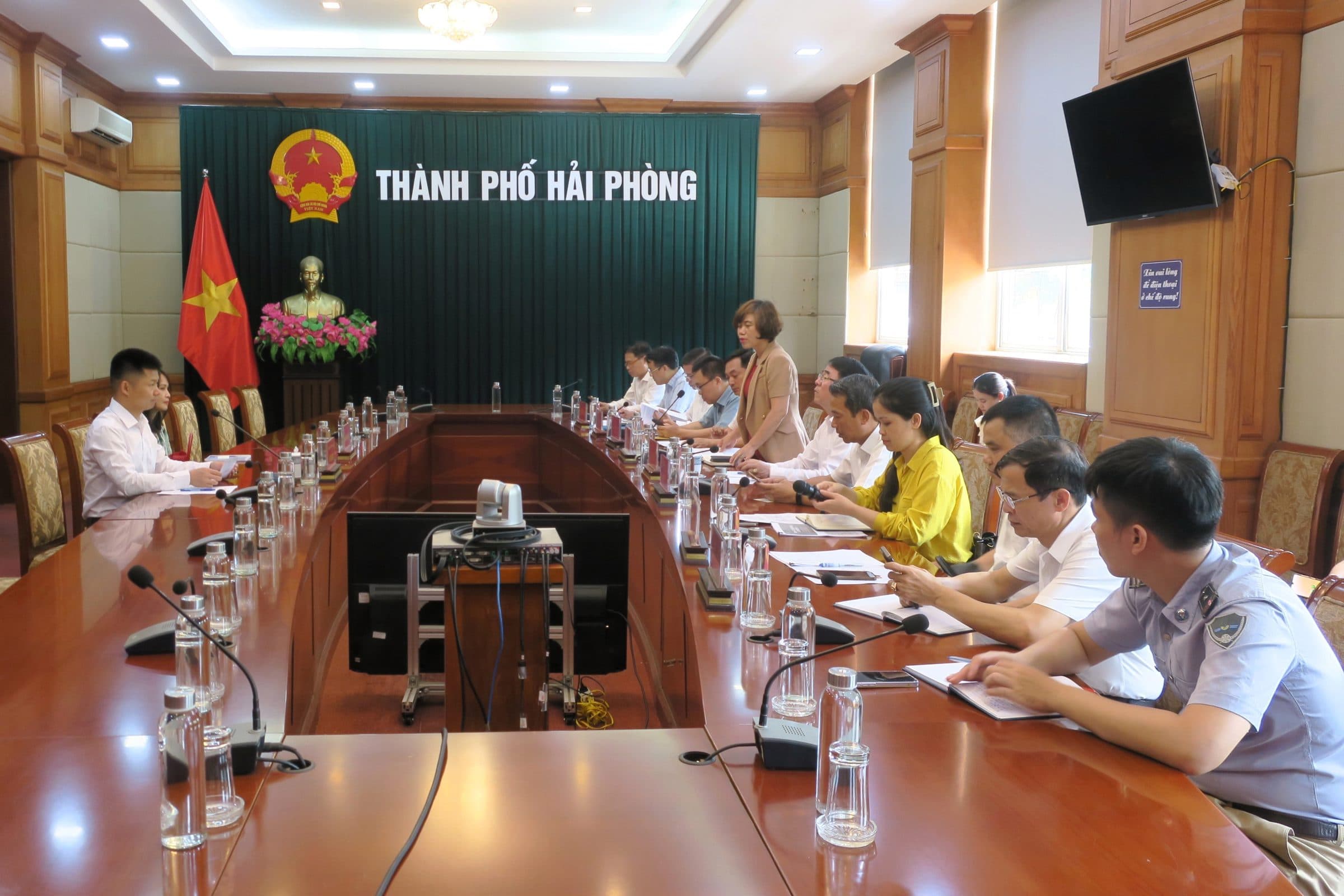 On June 15, 2024, the Hai Phong - Lijiang flight route opened