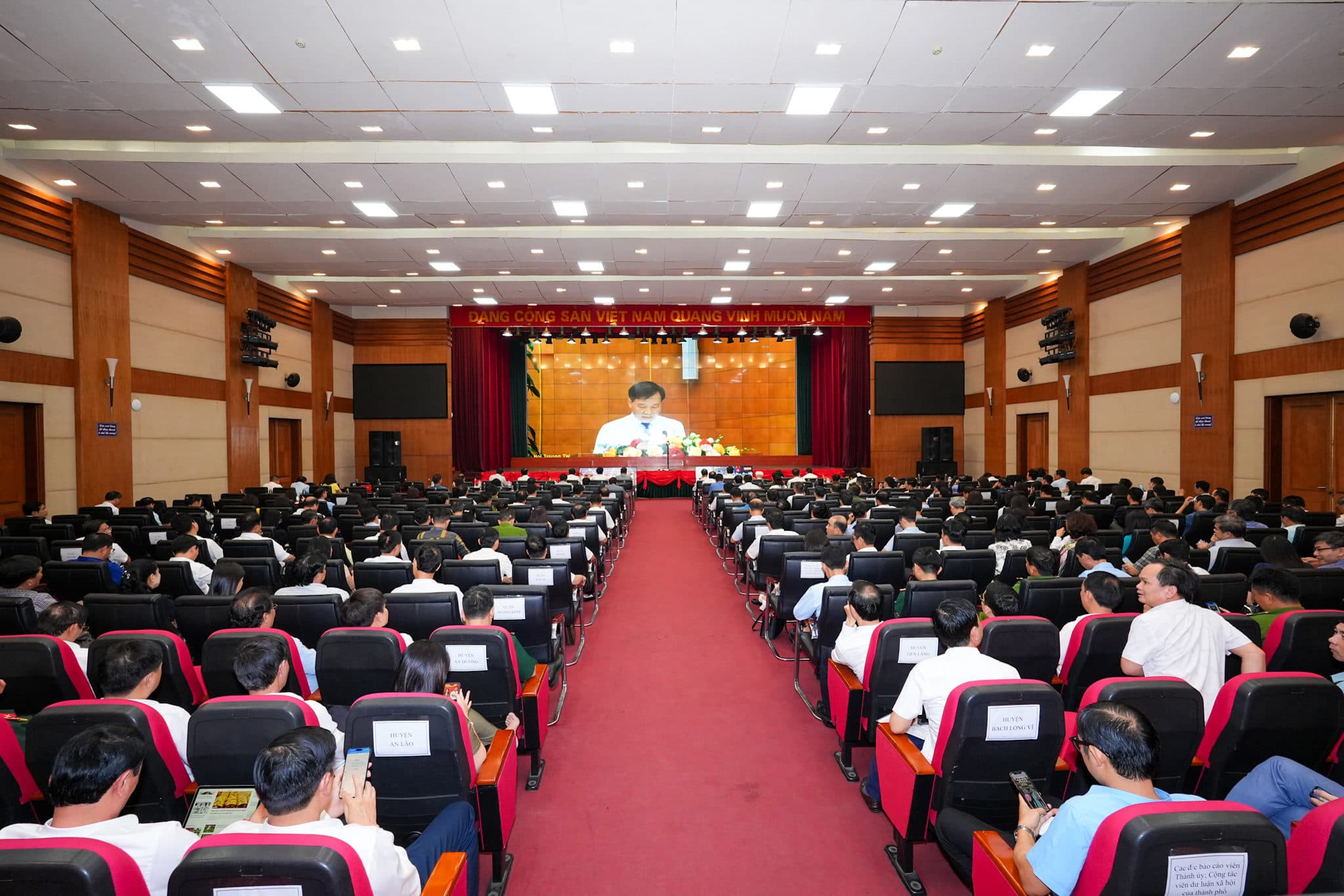 Tăng cường sự lãnh đạo của Đảng đối với công tác chống khai thác thủy sản bất hợp pháp