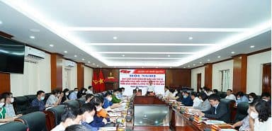 ゴ・クエン地区党委員会: 社会経済発展の任務を完了するために加速し、突破口を開く