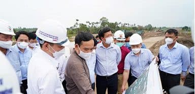 Accelerate the implementation progress of the investment project to build a coastal road section through Hai Phong city
