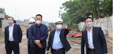 Da Bac 교량에서 Kien 교량까지 10번 국도 구간을 개조하고 업그레이드하기 위한 투자 프로젝트: 2022년 9월 기술 교통 개통을 위해 노력