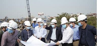 ラオ橋建設投資プロジェクトを予定通り完了することを決意し、現場の撤去作業のスピードアップに注力