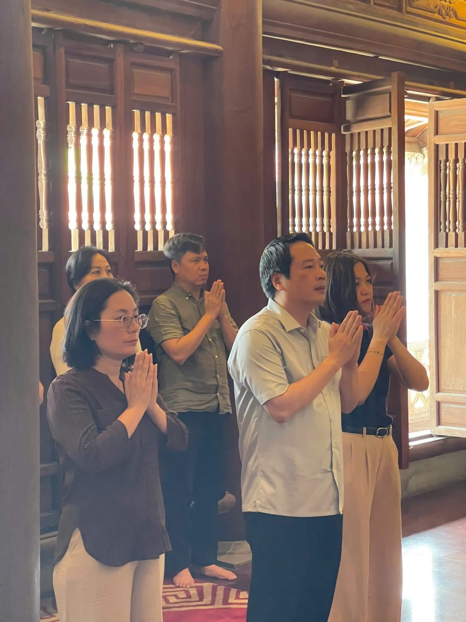 Sở tài chính Hải Phòng dâng hương tri ân các Anh hùng liệt sỹ nhân ngày 27/07
