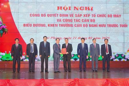 Implementing the project to continue to arrange administrative units of Hai Phong city according to Conclusion No. 127-KL/TW of the Politburo and Secretariat