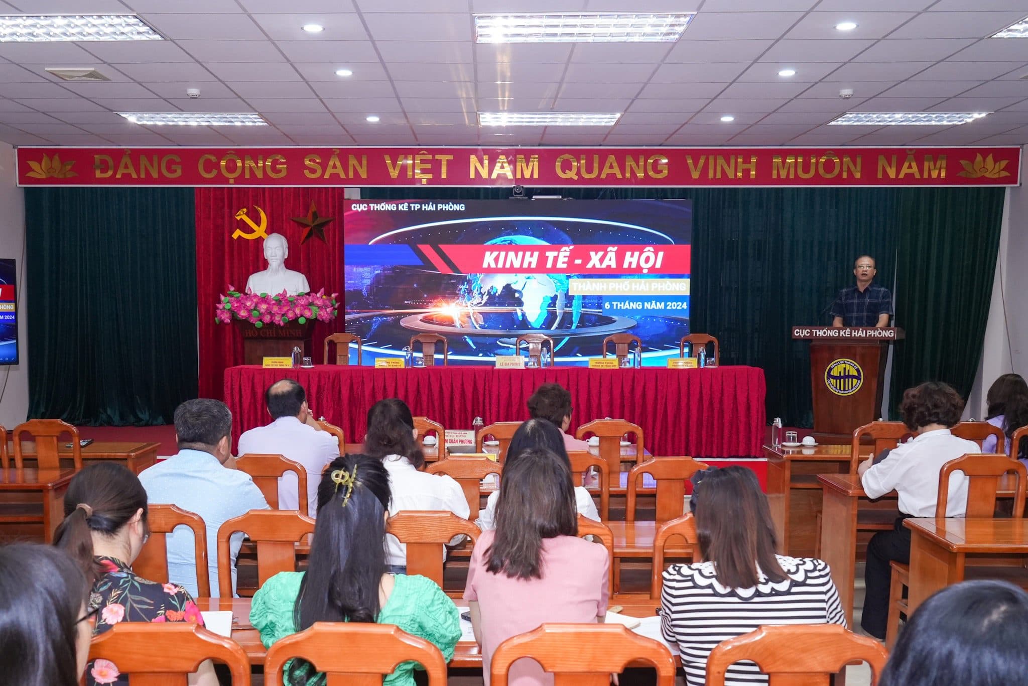 Hai Phong grows by 10.32%, ranking 5th in the country in the first 6 months of 2024