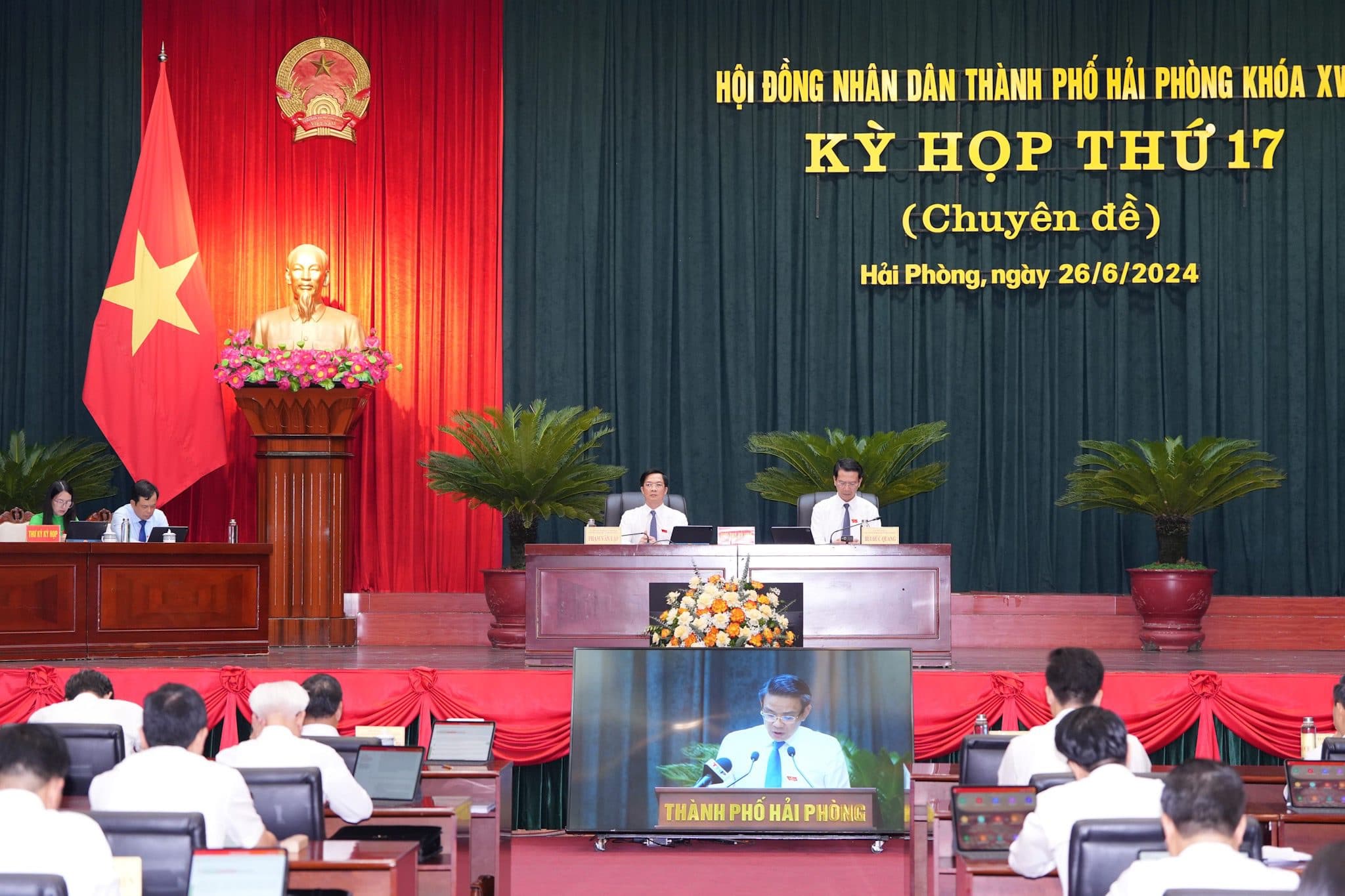 Thông qua 07 Nghị quyết tại Kỳ họp thứ 17 (chuyên đề) HĐND thành phố khóa XVI, nhiệm kỳ 2021 – 2026