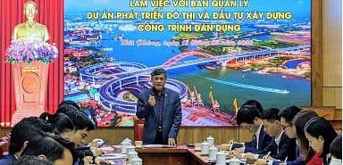 Phó Chủ tịch Thường trực Nguyễn Xuân Bình làm việc với BQLDA Phát triển đô thị và Đầu tư xây dựng công trình dân dụng Hải Phòng về tình hình triển khai nhiệm vụ sau Tết Nguyên đán