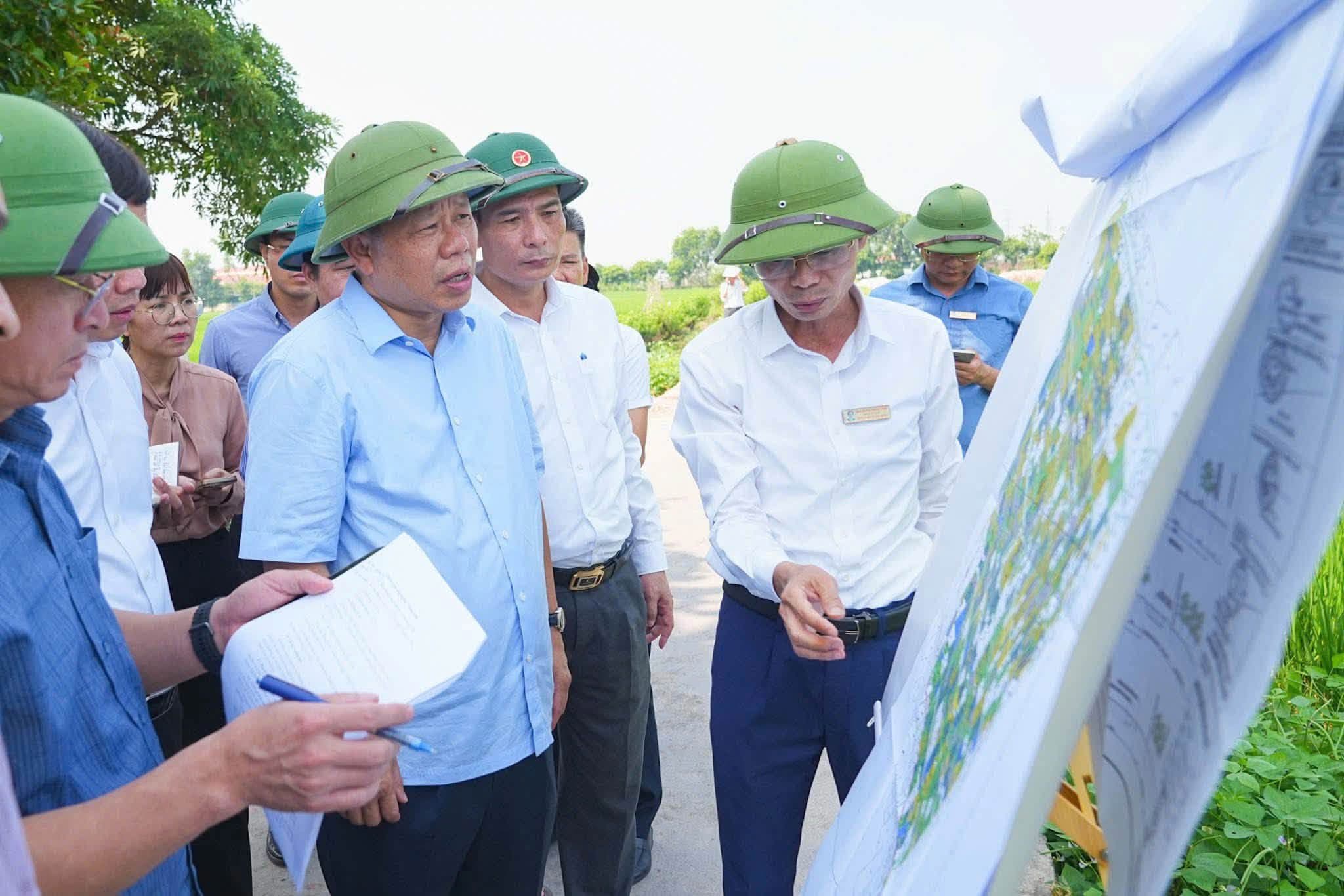 Kiểm tra thực tế tình hình triển khai, giải quyết khó khăn, vướng mắc tại một số dự án trên địa bàn thành phố